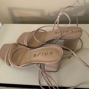Women Size 10 heels